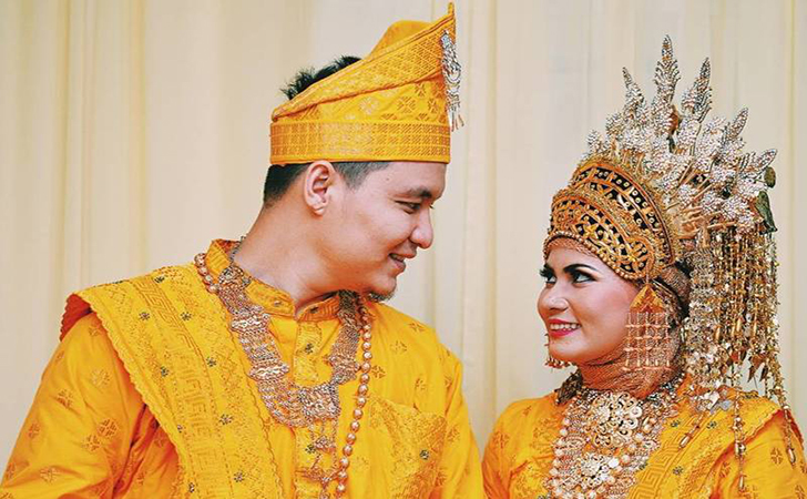 Kebudayaan Melayu Riau Tradisi Adat dan Upacara Pernikahan yang Memikat